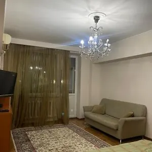 Cozy Near The Historical Center Алматы